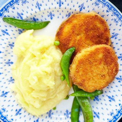 Laxwallenbergare med potatispuré och gröna bönor