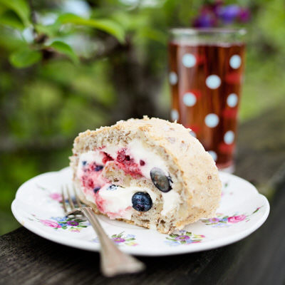 Budapesttårta med bär