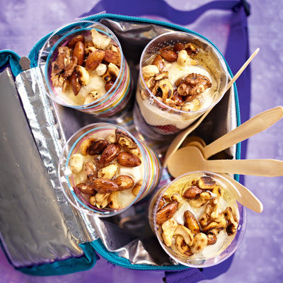 Yoghurt med björnbär och havtorn