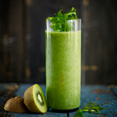 Smoothie med avokado och spenat