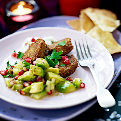 Falafel och gurksalsa med limeyoghurt