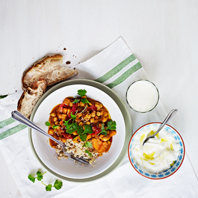 Currygryta med sötpotatis och kikärtor