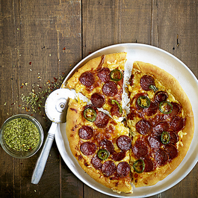 Pan pizza med peperoni