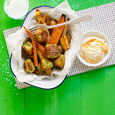 Broccolibollar med rostade rotfrukter och sweet chiliyoghurt