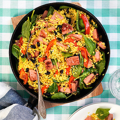 Bulgur- och falukorvspanna