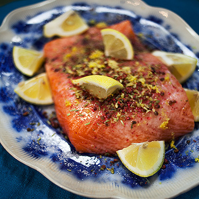 Gravad lax med rosépeppar