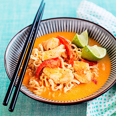 Asiatisk kyckling med nudlar