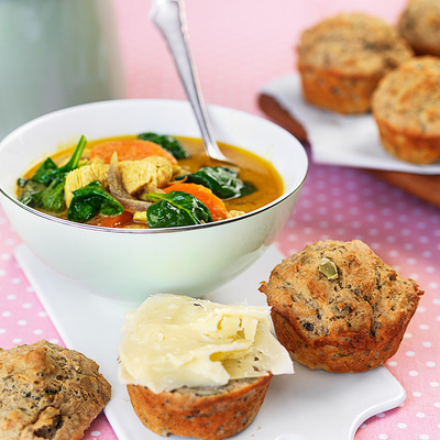 Kycklingsoppa med matmuffins