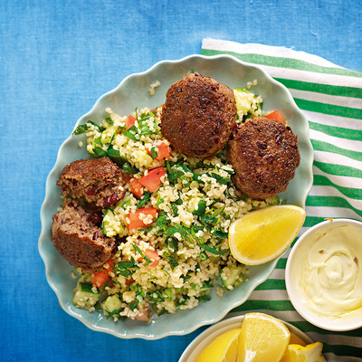 Kryddiga biffar med tabbouleh