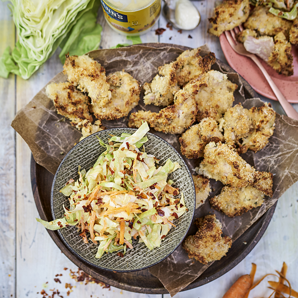 Pankopanerad kyckling med coleslaw