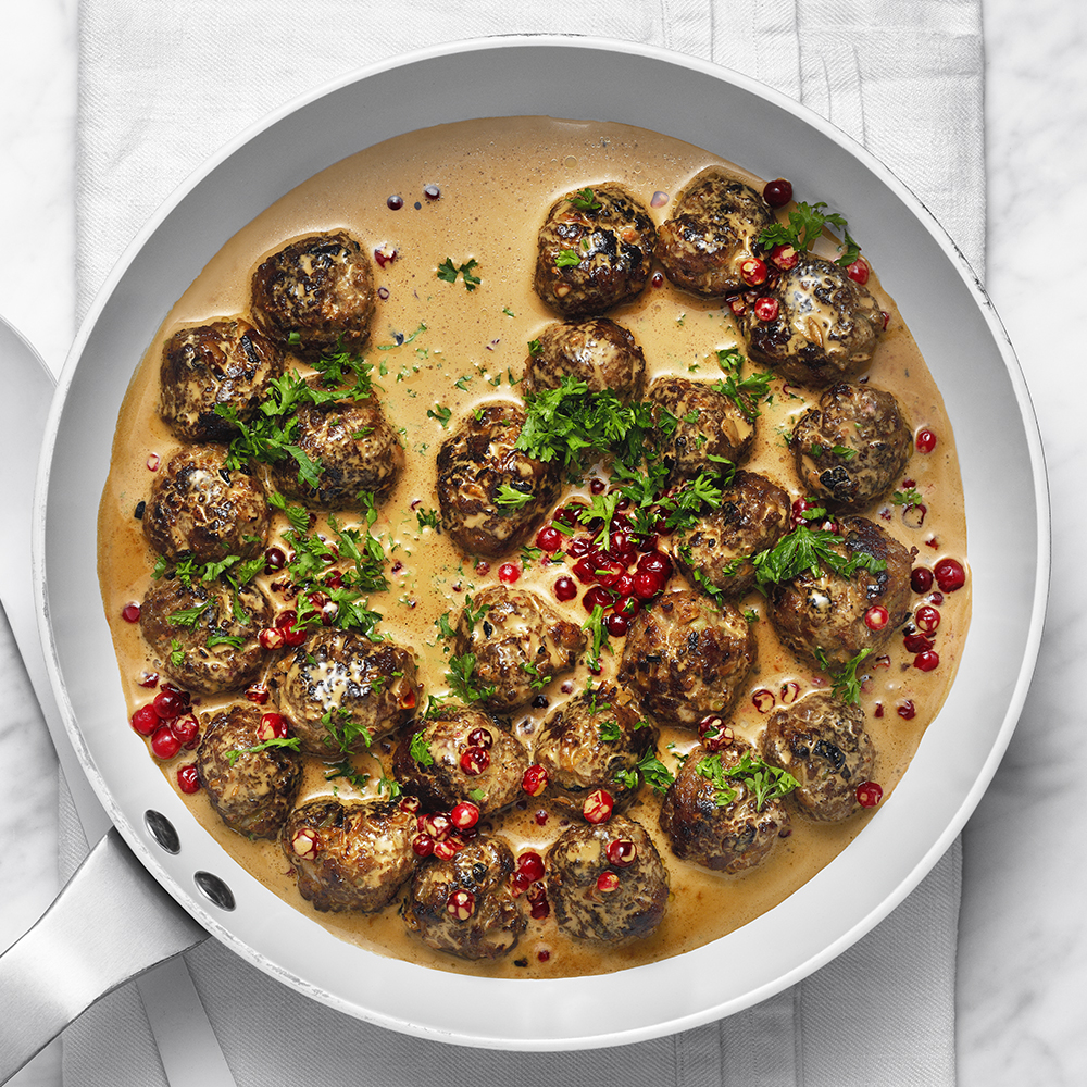 Bönköttbullar med gräddsås