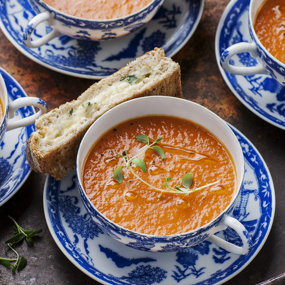 Enkel tomatsoppa med grädde