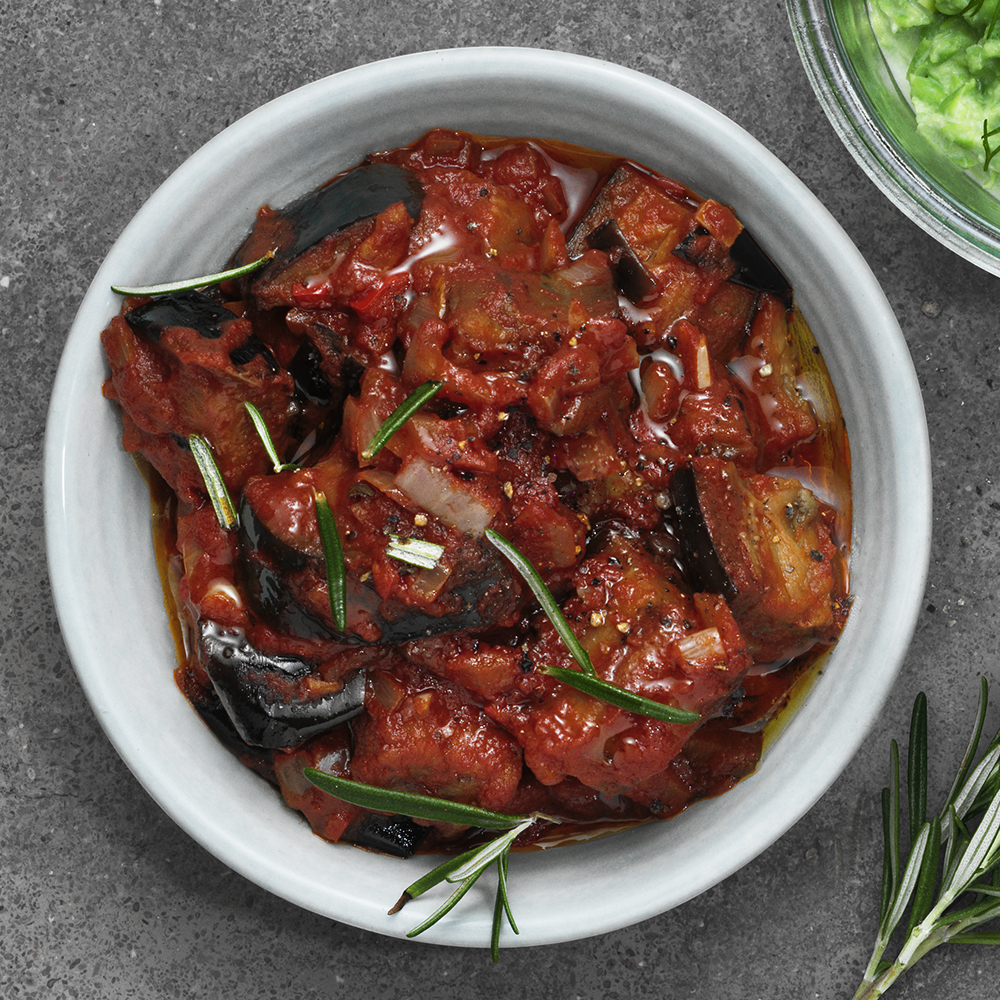 Aubergineröra med chili och tomat