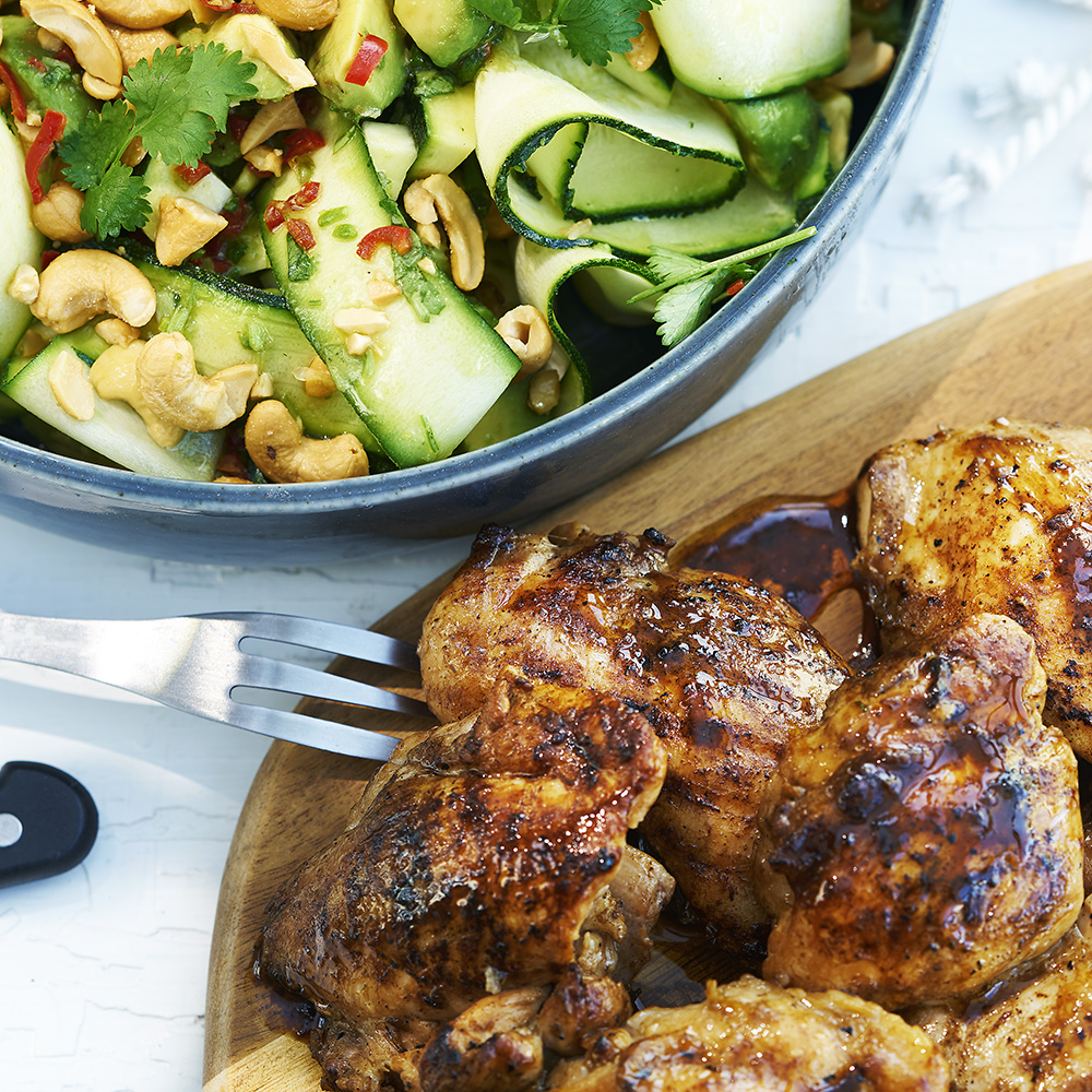 Grillad kyckling med grön asiatisk sallad