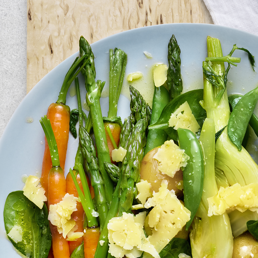Primörsallad med Västerbottensost