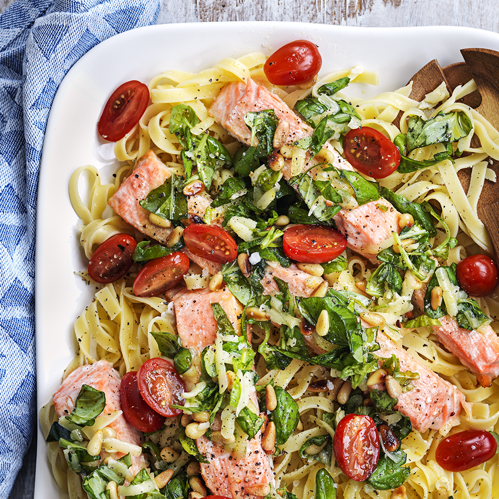 Laxpasta med pesto