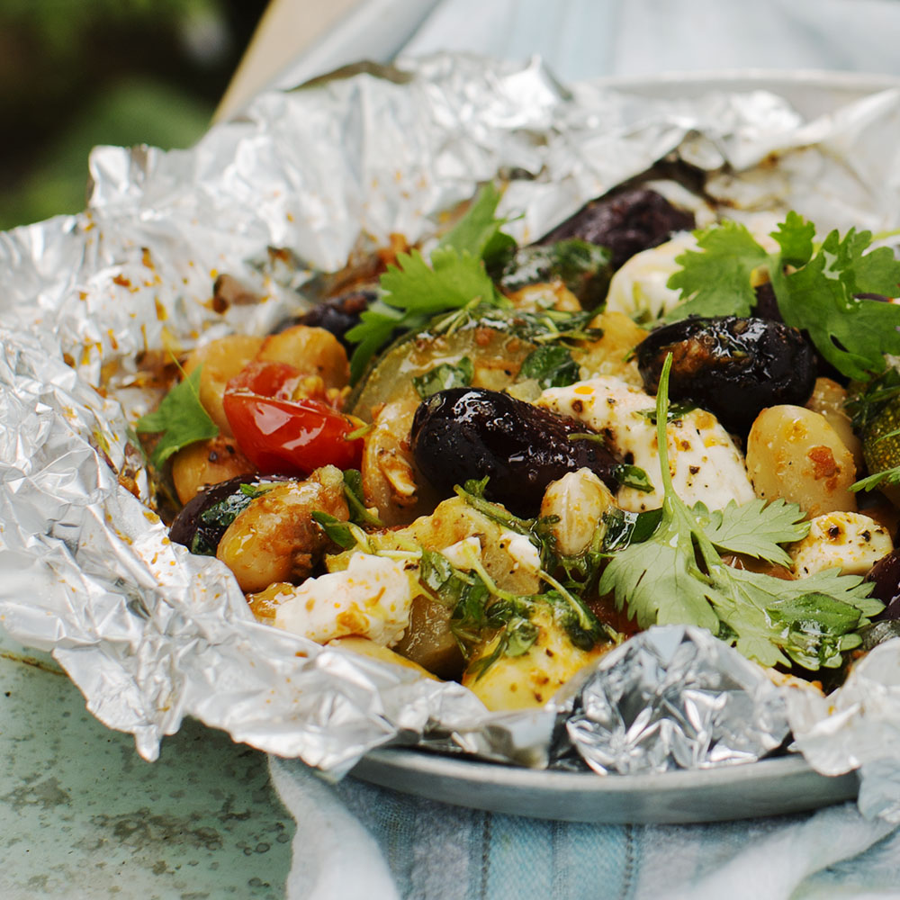 Grönt paket med bönor och feta