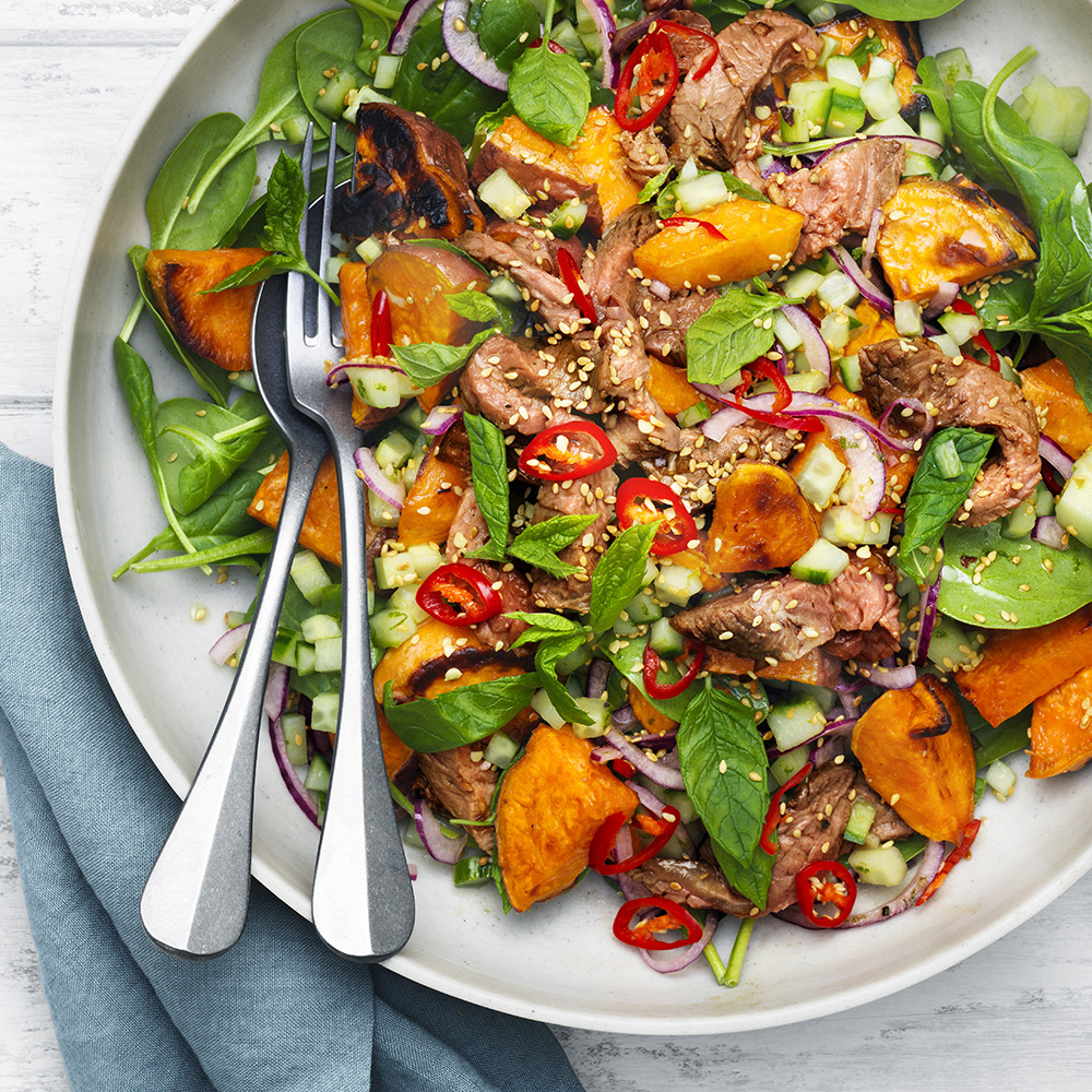 Rostad sötpotatis och biffsallad