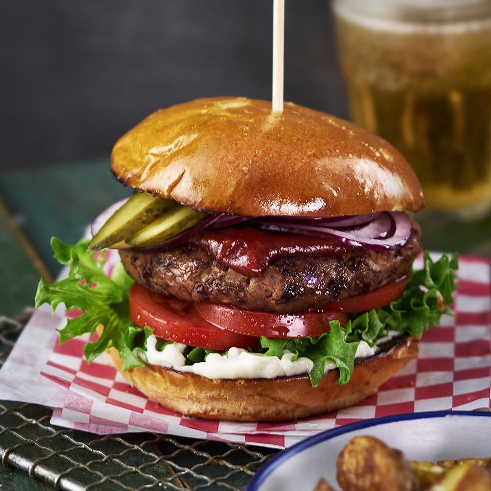 Bbq- burgare på kidneybönor