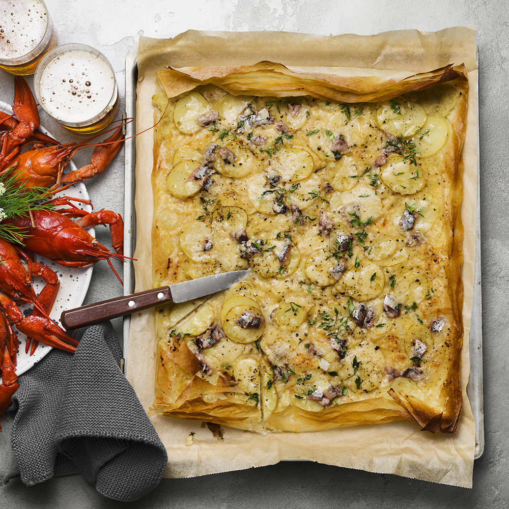 Filodegspizza med Västerbottensost och ansjovis