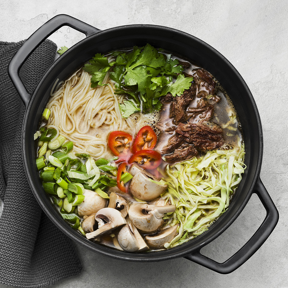 Asiatiskt långkok med nudlar