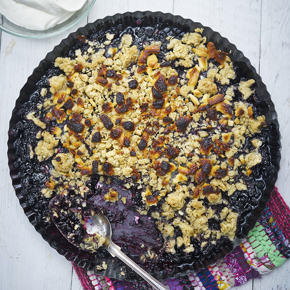 Blåbärspaj med vit choklad