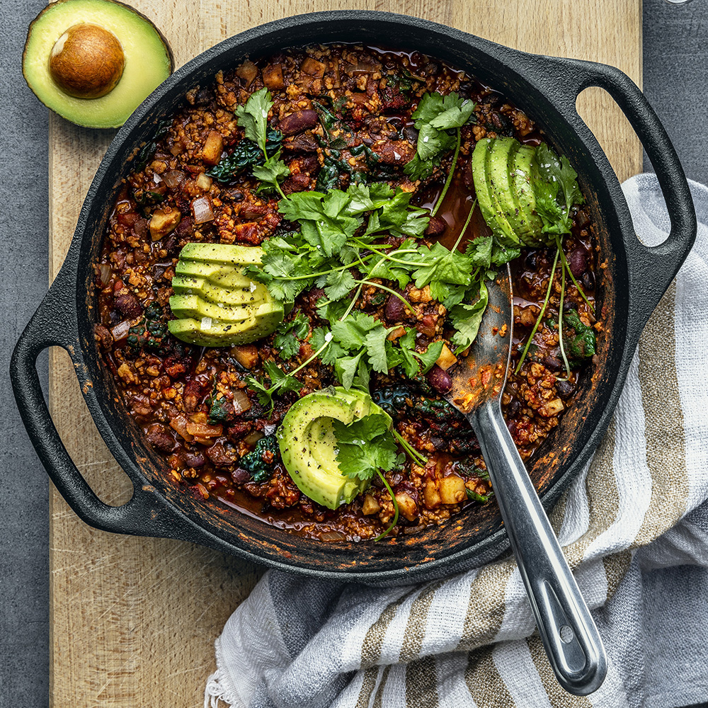 Värmande vegochili med avokado