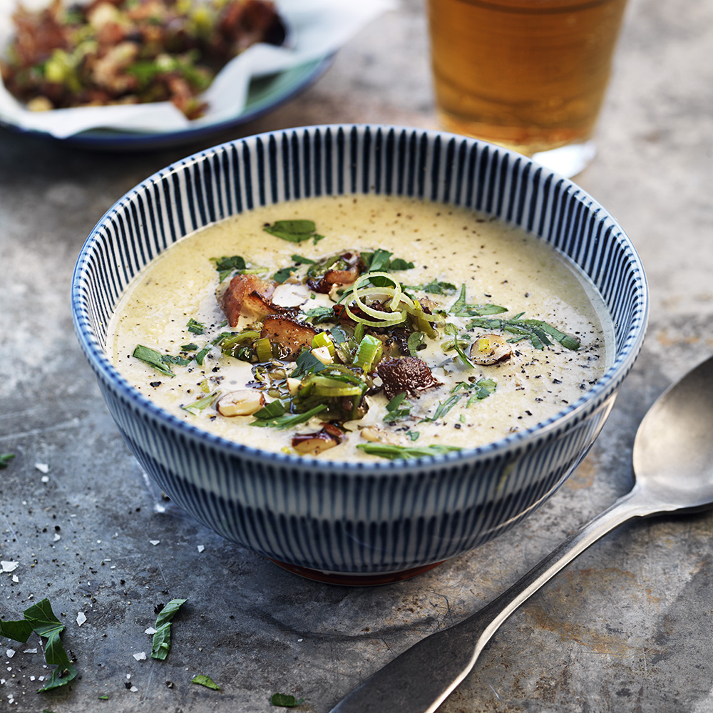 Blomkålssoppa med bacontopping