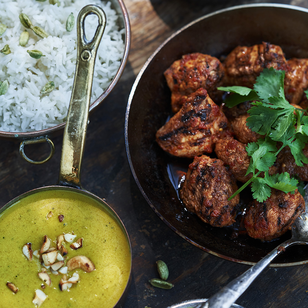Marinerad kyckling med curry-cashewnötssås