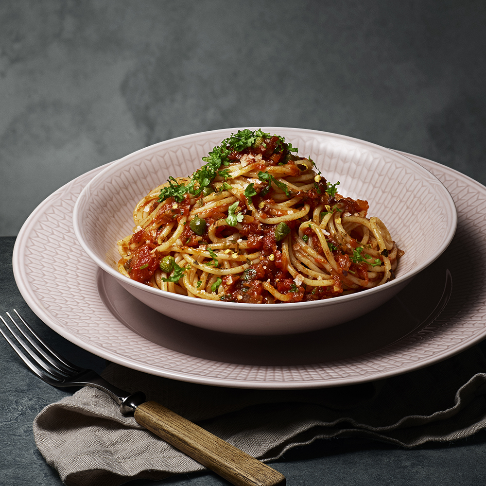 Spaghetti a la puttanesca med sardiner