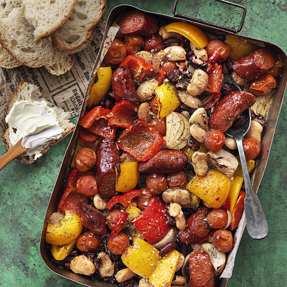 Bönplåt med korv och grönsaker