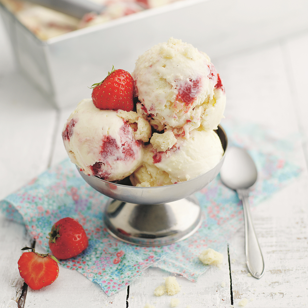 Jordgubbsglass med vaniljdrömmar