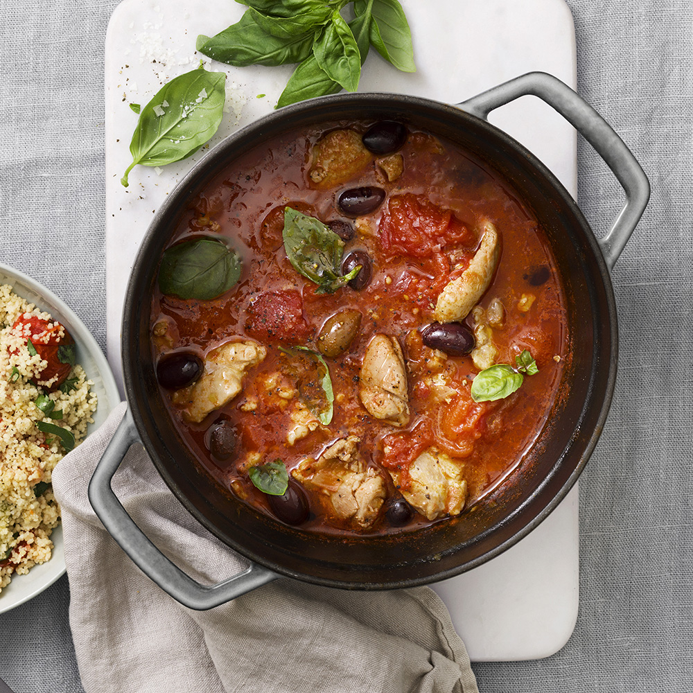 Kycklinggryta med oliver och tomatcouscous