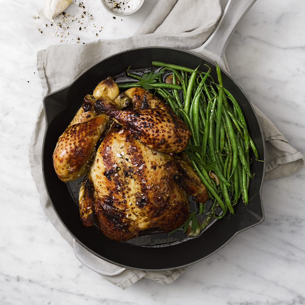 Hel kyckling med ginger beer och gröna bönor