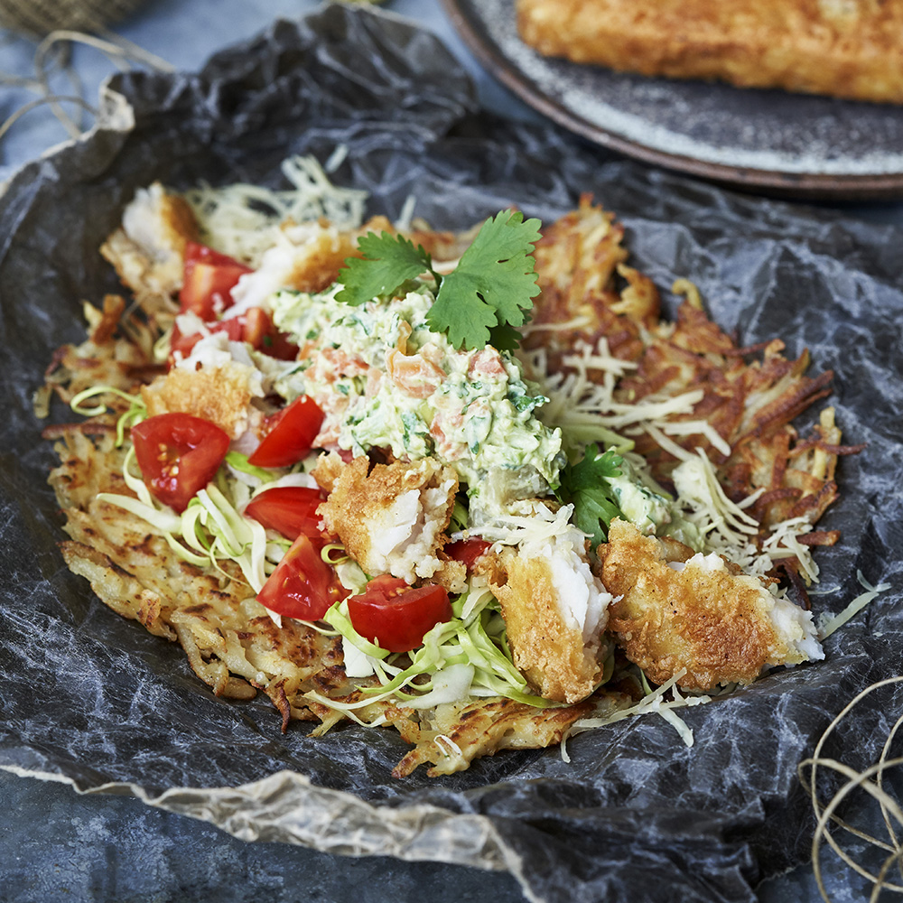 Krispig fisk på rösti med avokado-remoulad