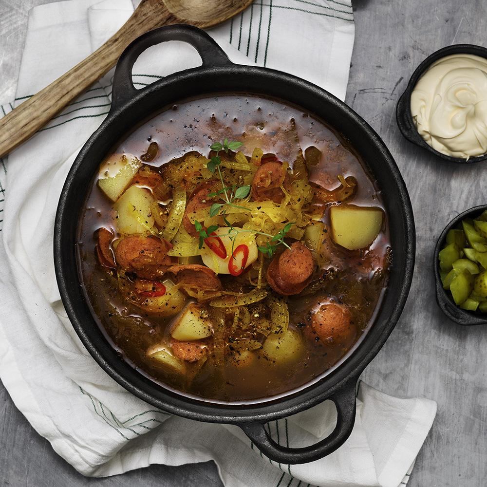 Het bondsoppa med chorizo och surkål