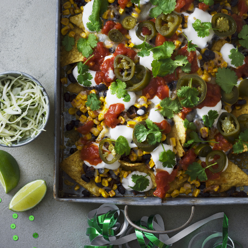 Nachos med svarta bönor i ugn
