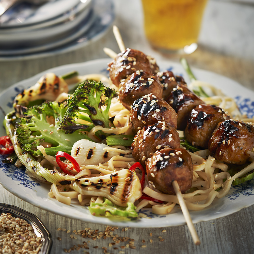 Grillade köttbullar med teriyakisås