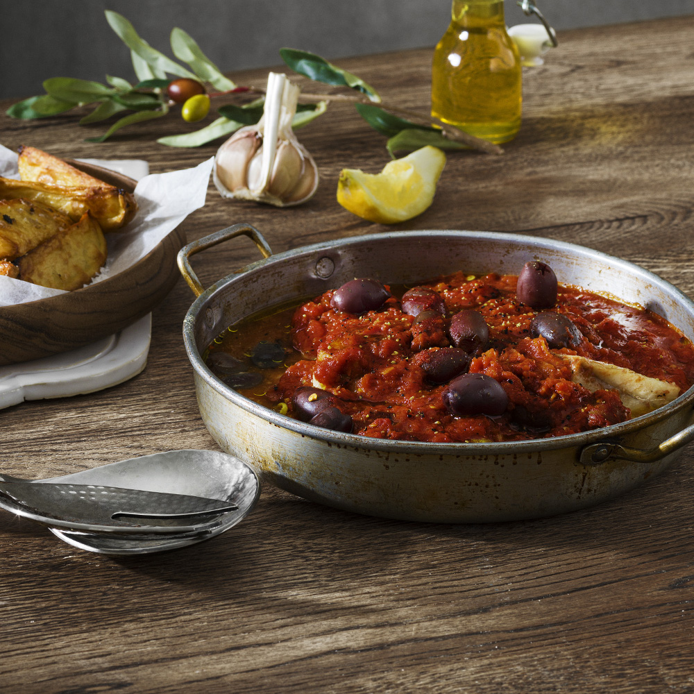Torskgratäng med tomatsås