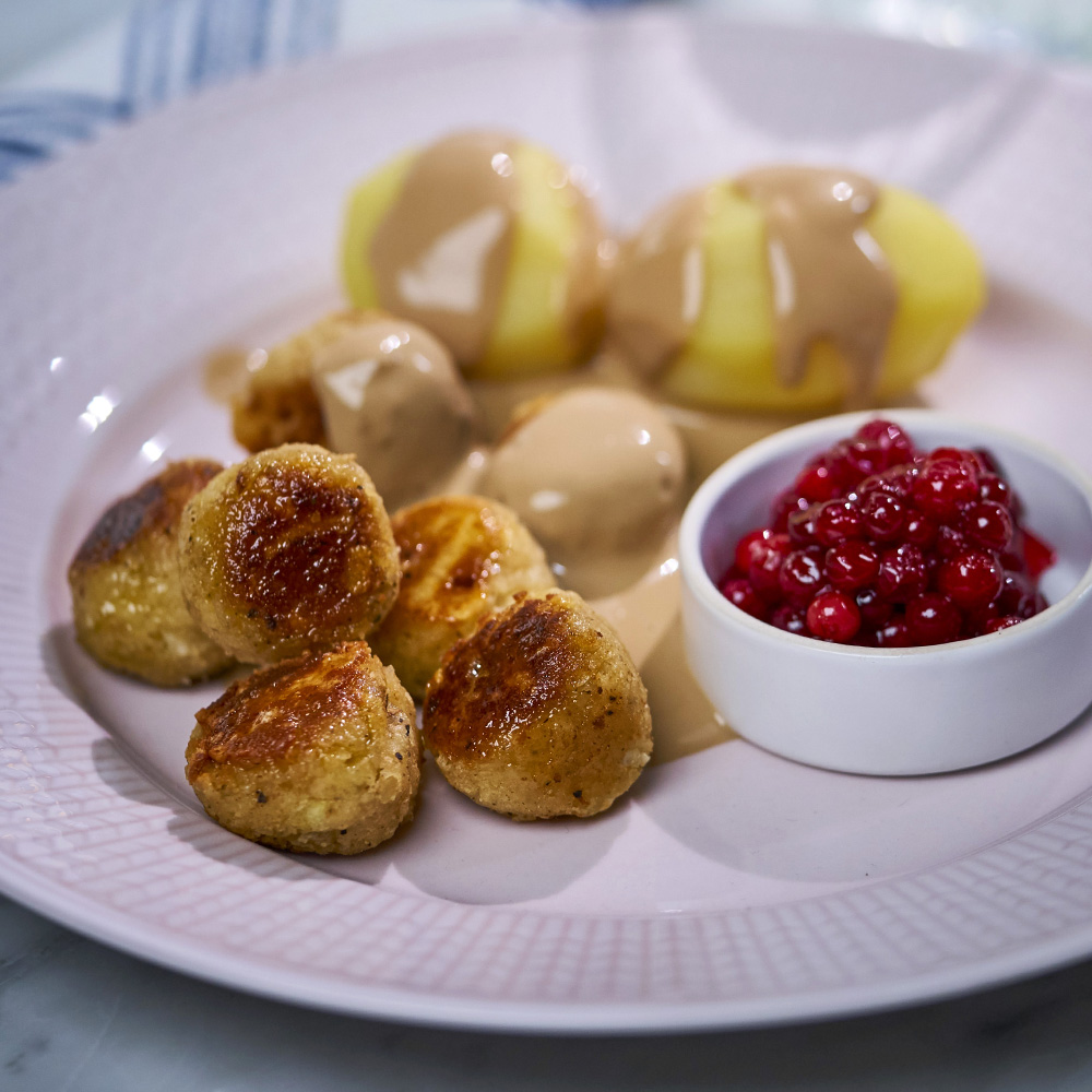 Bönbullar med potatis och gräddsås