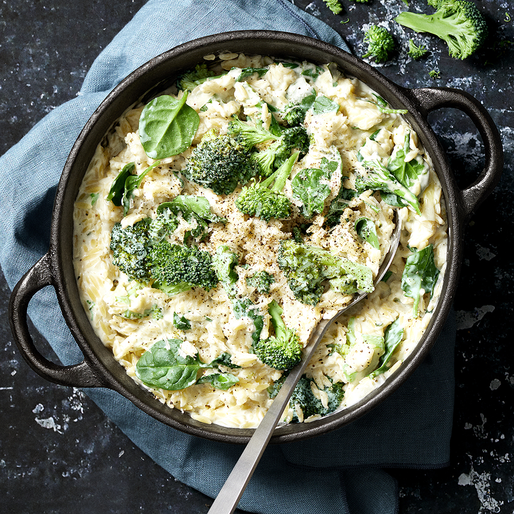 Krämig risoni med broccoli