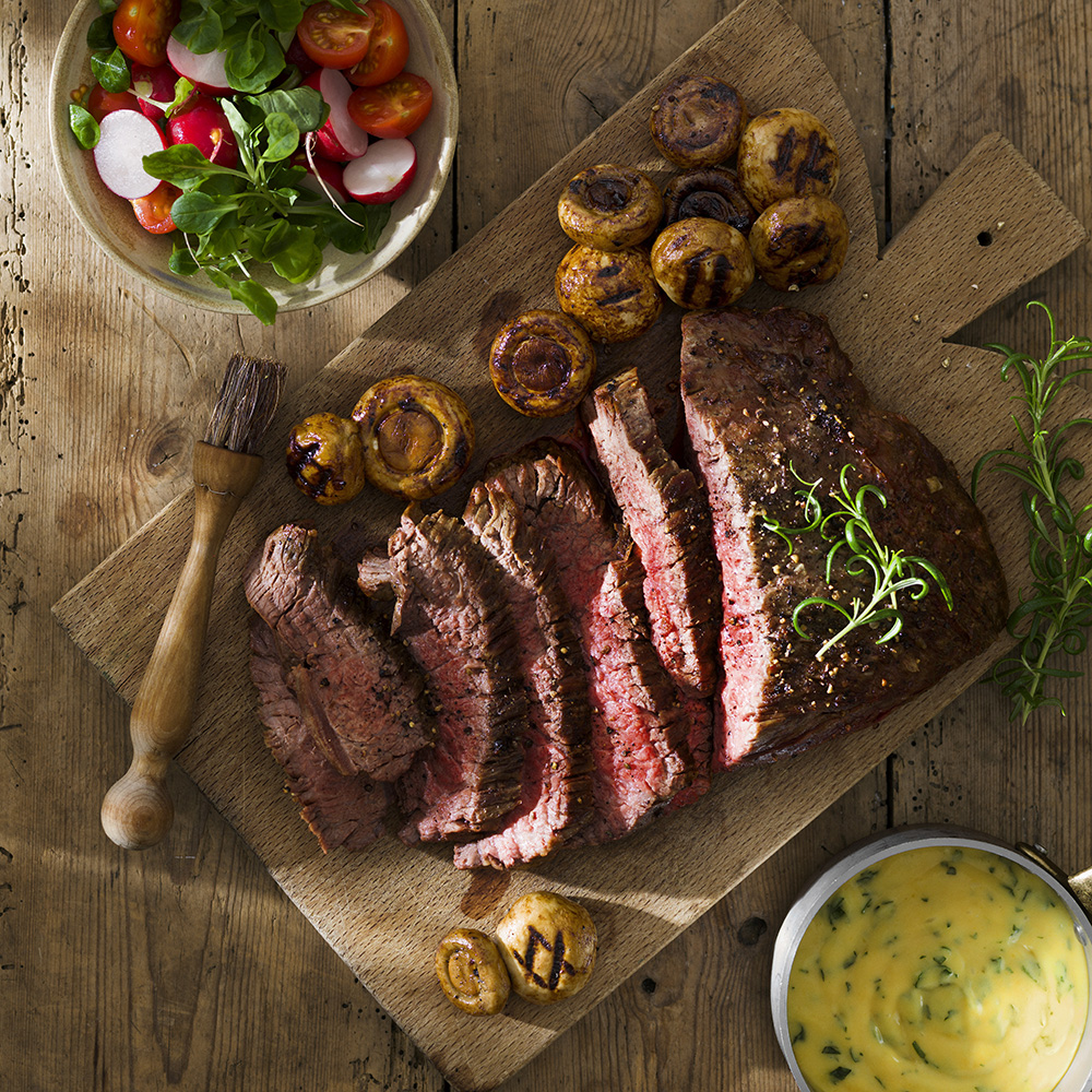 Grillad flapsteak och champinjoner med bearnaisesås