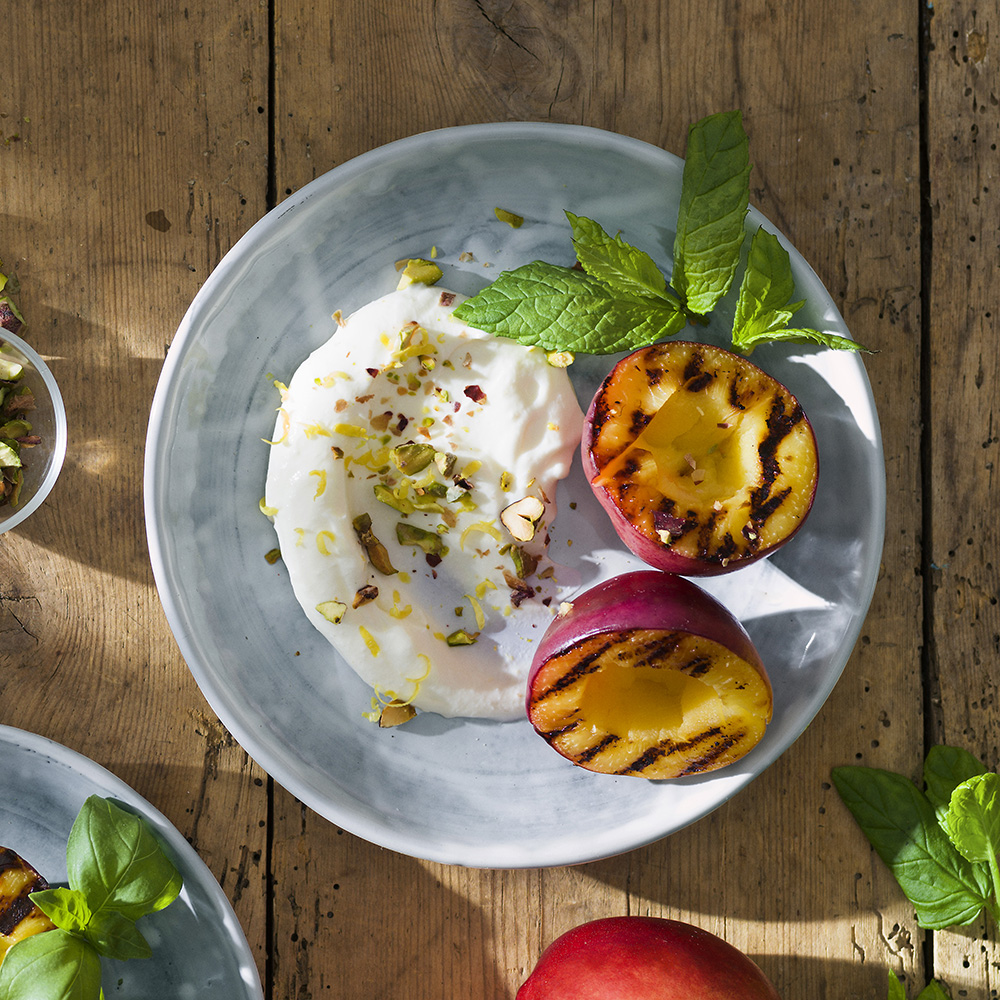 Grillad nektarin med citronricotta