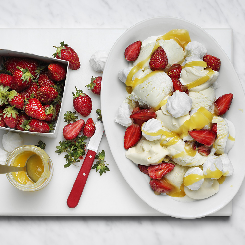 Eton mess med lemon curd