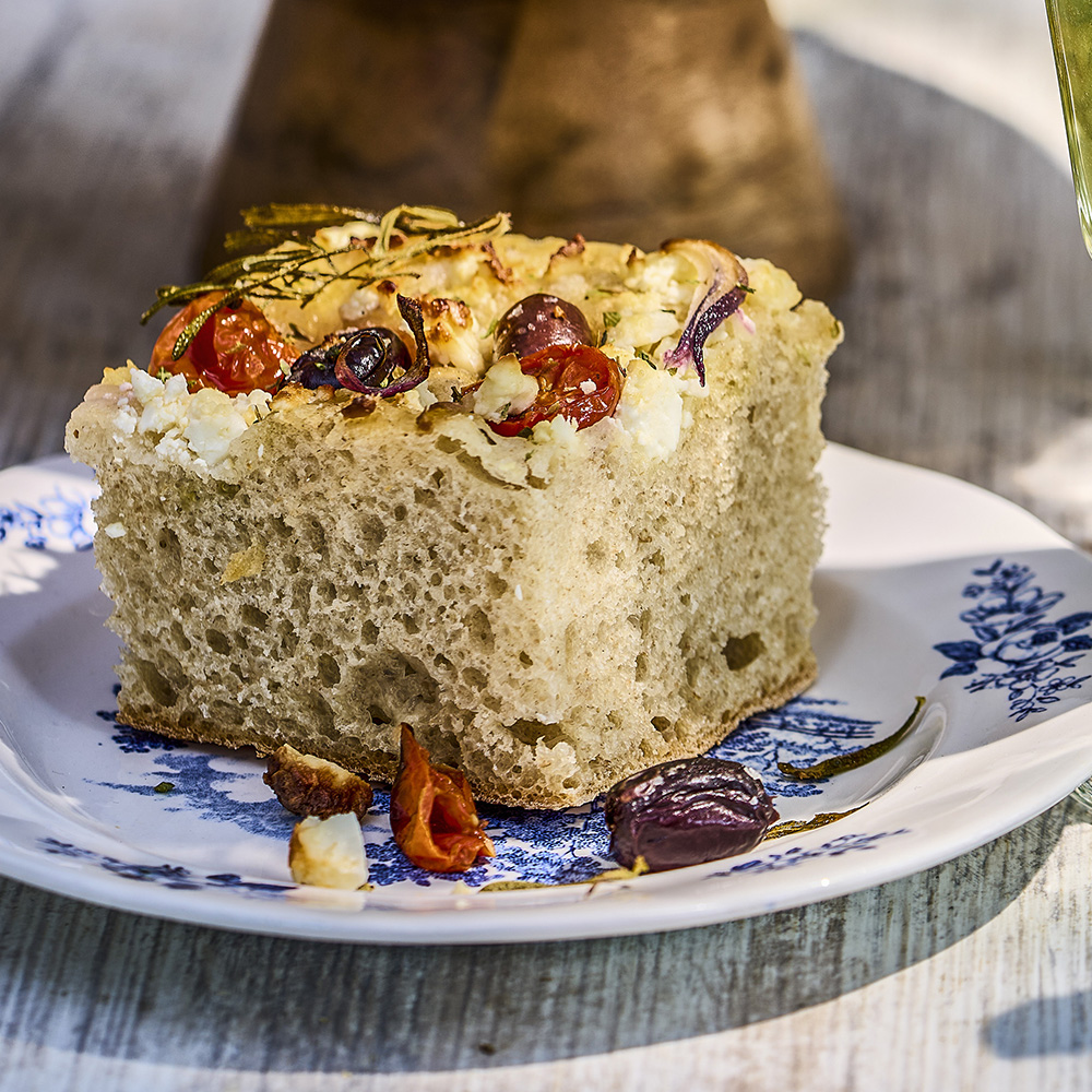 Focaccia med oliver och fetaost