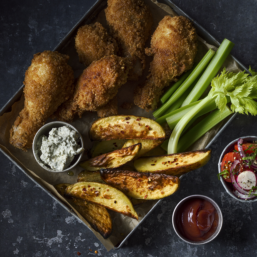 Friterad kyckling med ädelostdipp