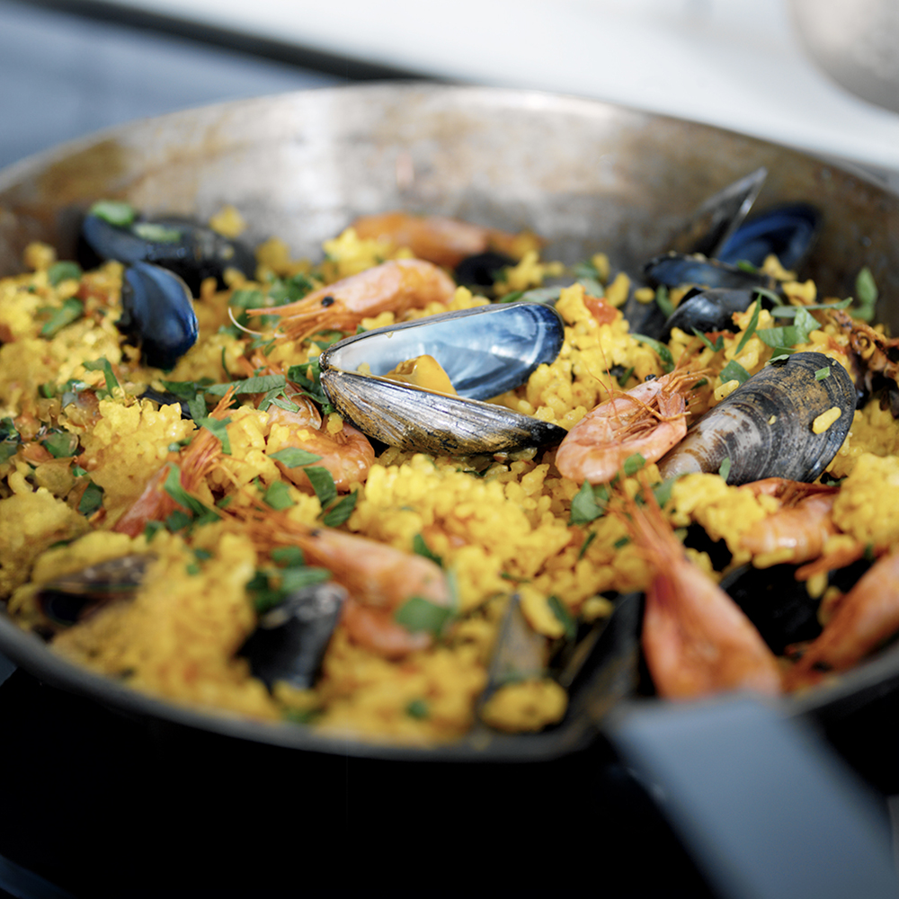 Paella i muurikka