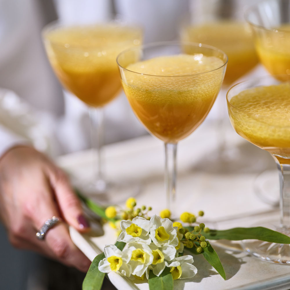 Mango-och havtornsbellini
