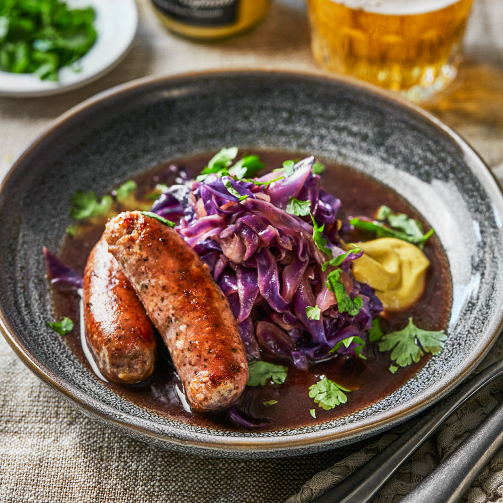 Salsiccia med rödkål i buljong