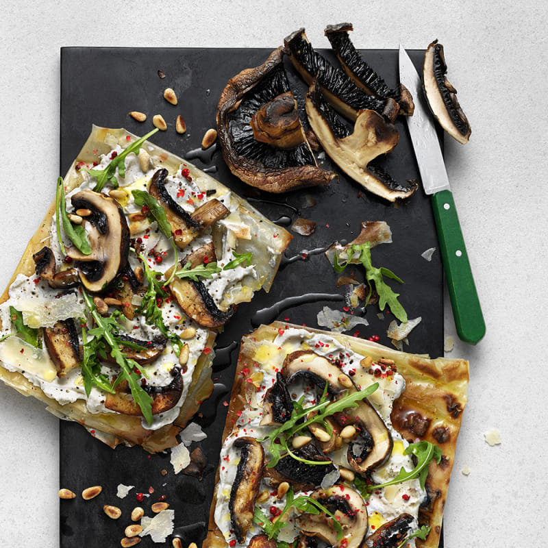 Grillad filodegspizza med portabellosvamp Recept Coop